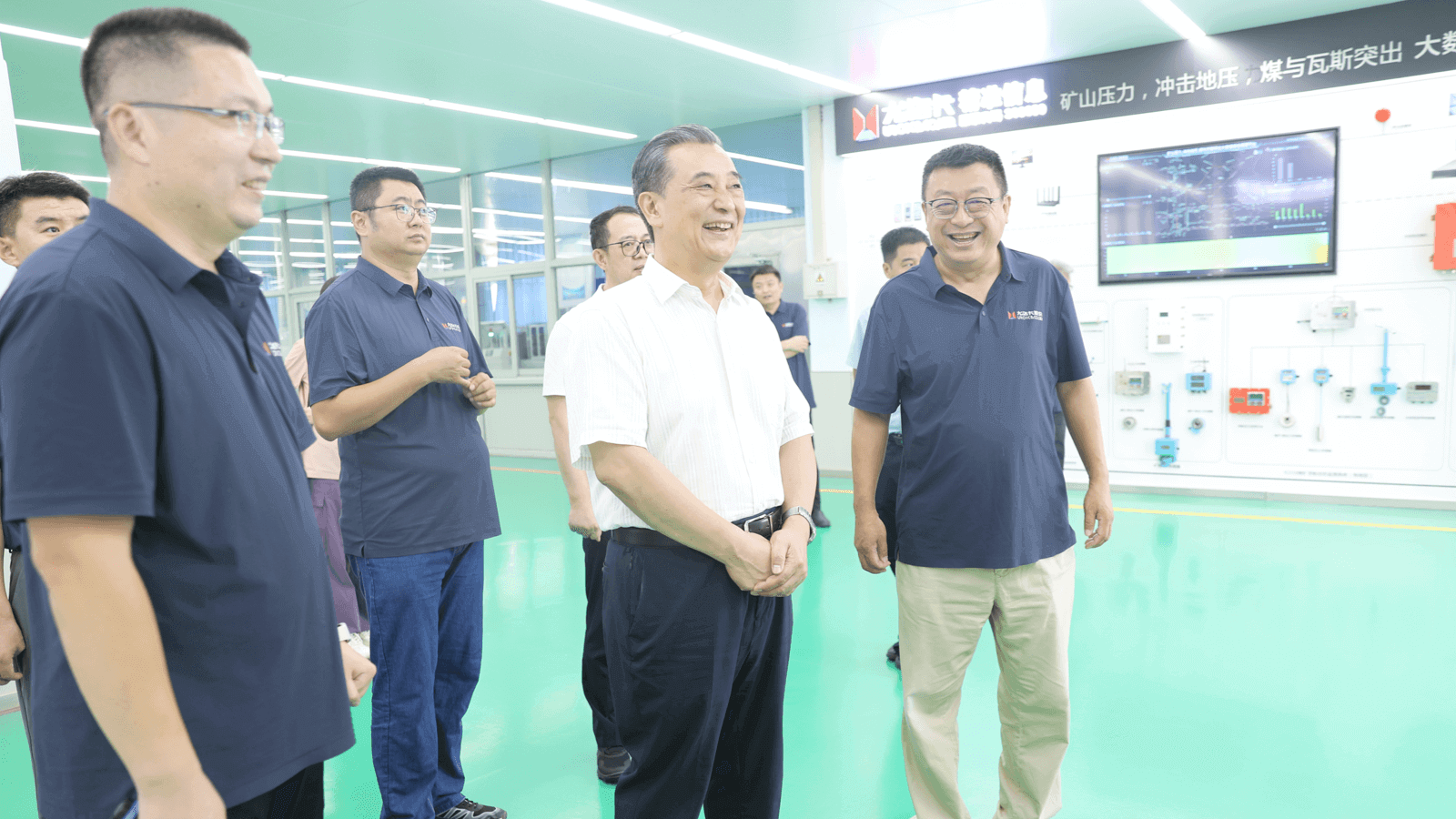 征途国际官网-钻营健全,你我一路成长